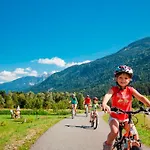 Gaestehaus Eder Apartman Tröpolach