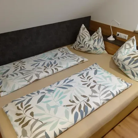 Eder Apartment *